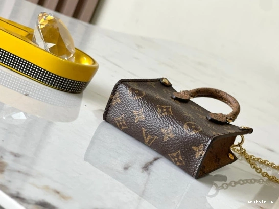 WIS LOUIS MICRO-8.5*3.5*10.5CM VUITTON ONTHEGO 0116